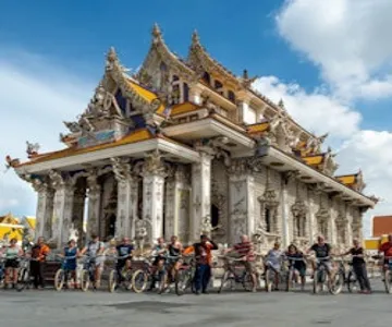 Bangkok: Guided Bike Tour + Ferry Ride
